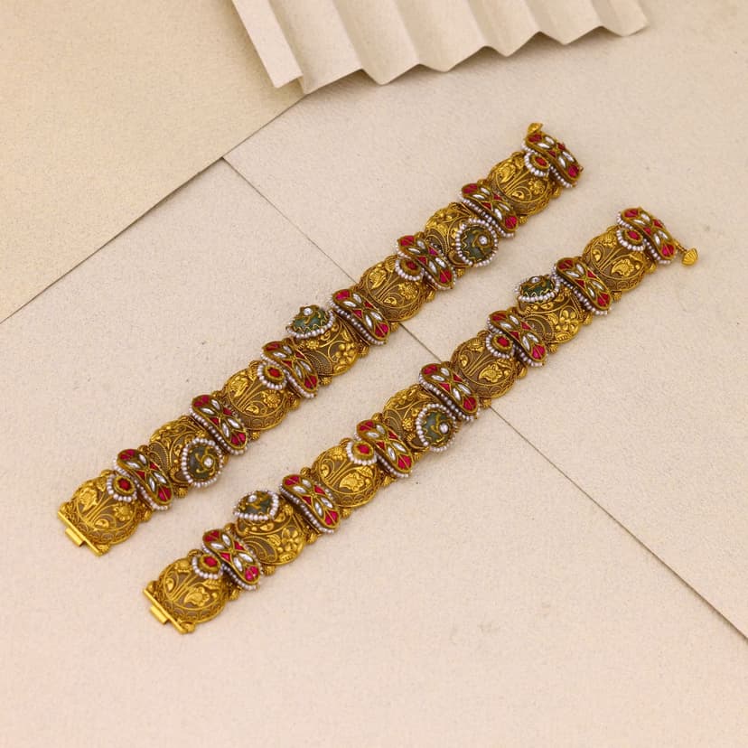 Amulya Heritage Gajara 22KT