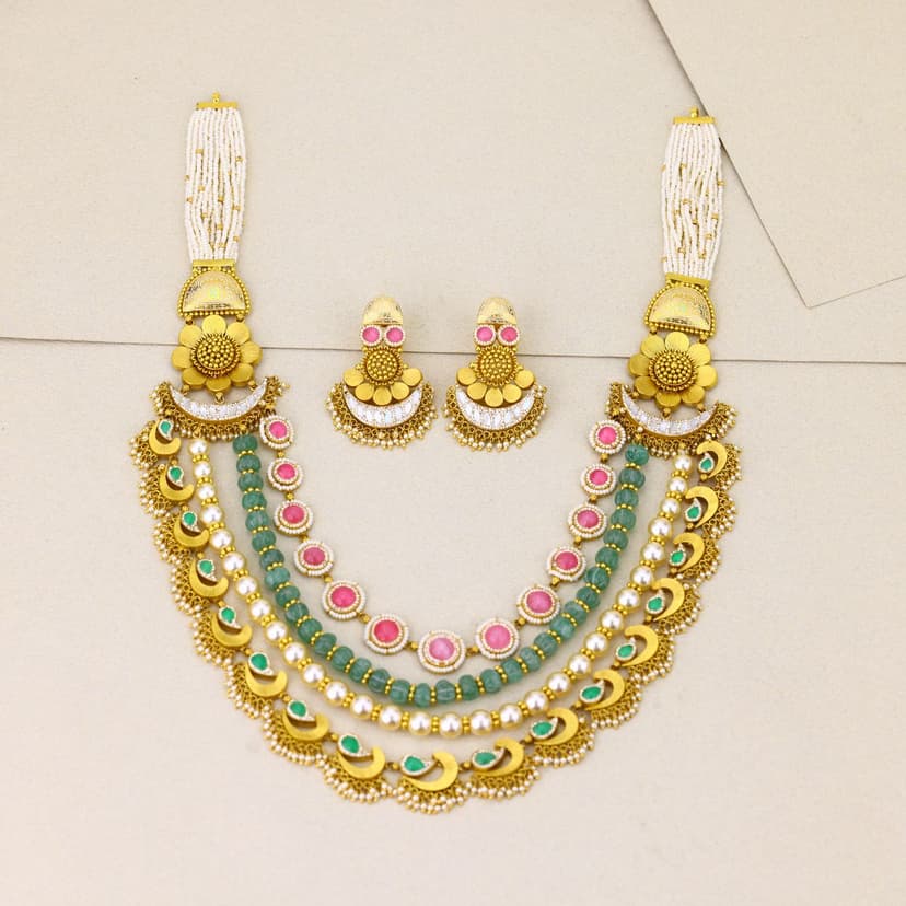 Aarambh Pushpa Kantha Necklace 22KT