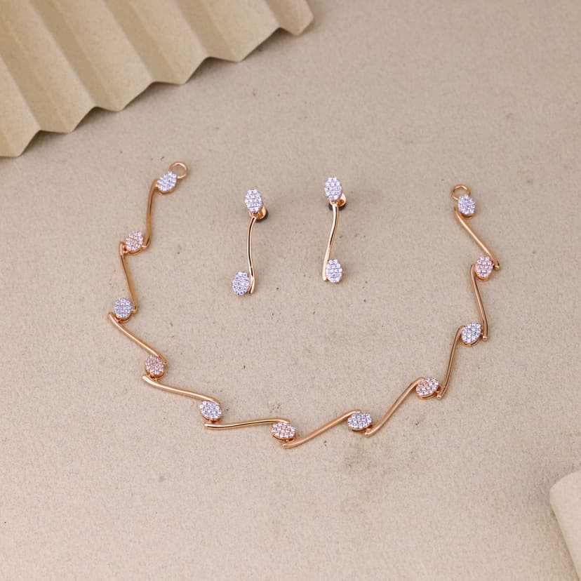 Rivulet Lumina Necklace 18KT