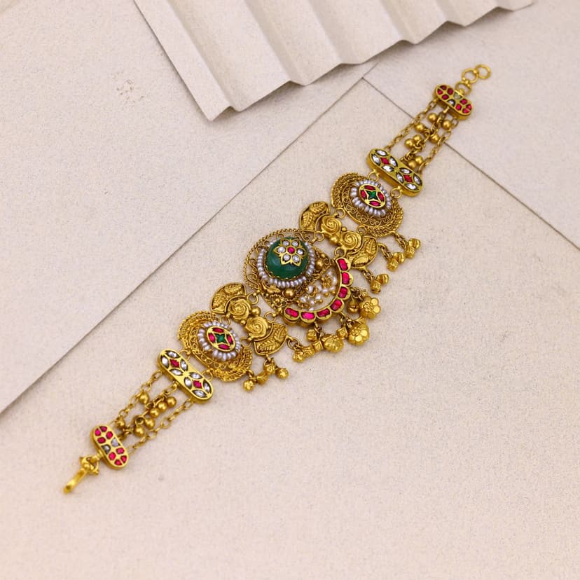 Veerangana Manikya Heritage Bracelet 22KT