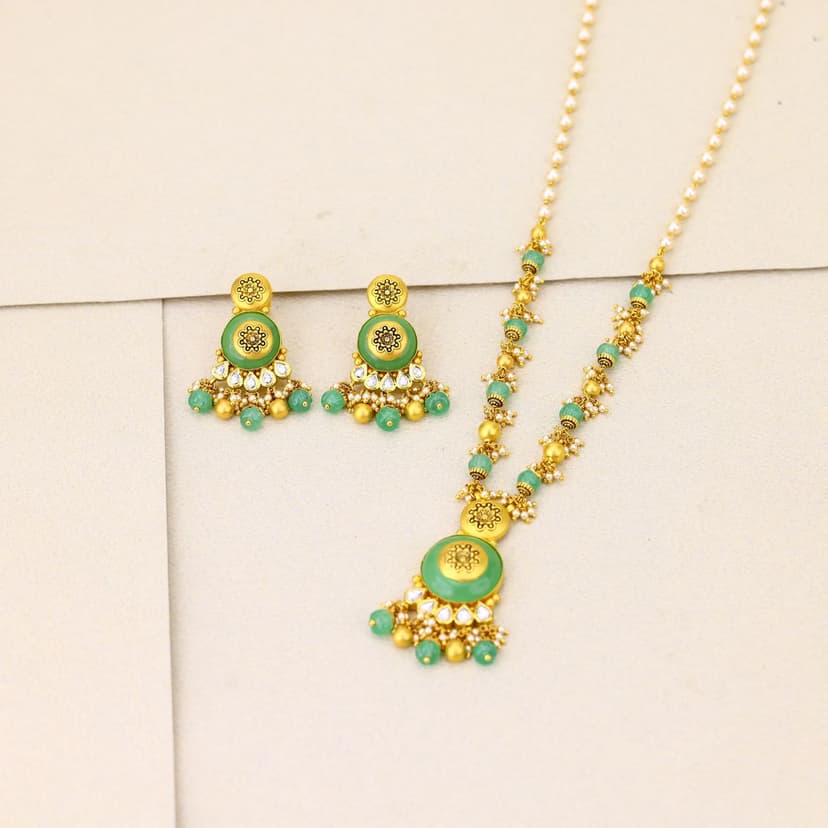 Aaranyam Antique Chain Necklace 22KT