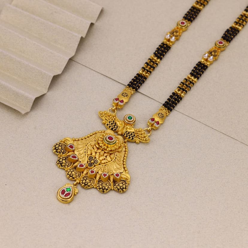 Swarna Adhira Mangalsutra 22KT