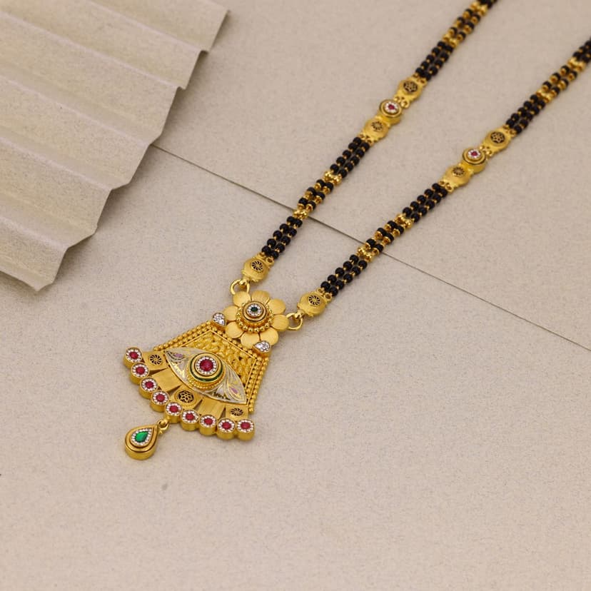 Srustika Saumya Mangalsutra 22KT
