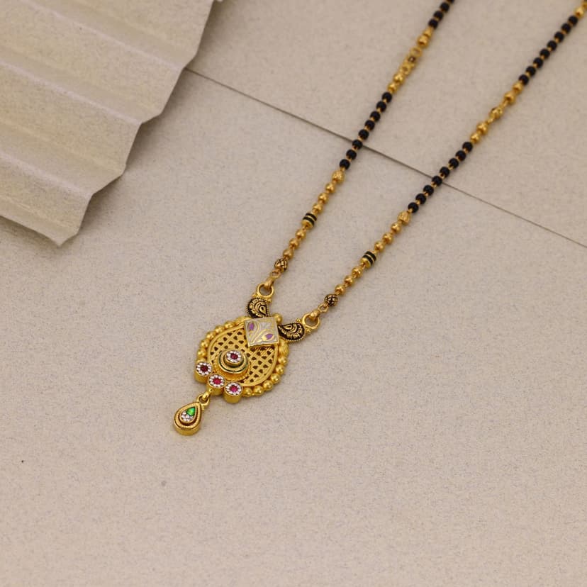 Aaradhya Kamal Mangalsutra 22KT