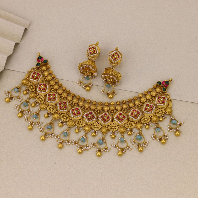 Vasudhara Nayanlekha Antique Necklace 22KT