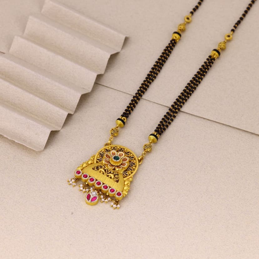 Arundhati Madhuvarna Mangalsutra 22KT
