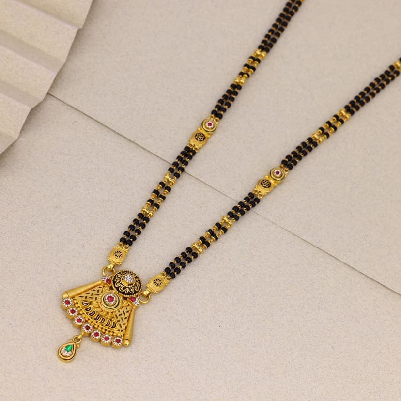 Harini Saubhagya Mangalsutra 22KT