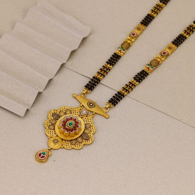 Pradyumna Padmashree Mangalsutra 22KT