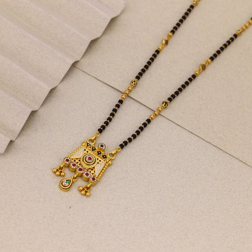 Svarṇa-Tilak Shringaara Mangalsutra 22KT
