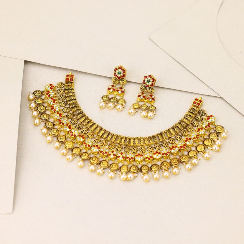 Svarnacandra Navapallavī Antique Necklace 22KT