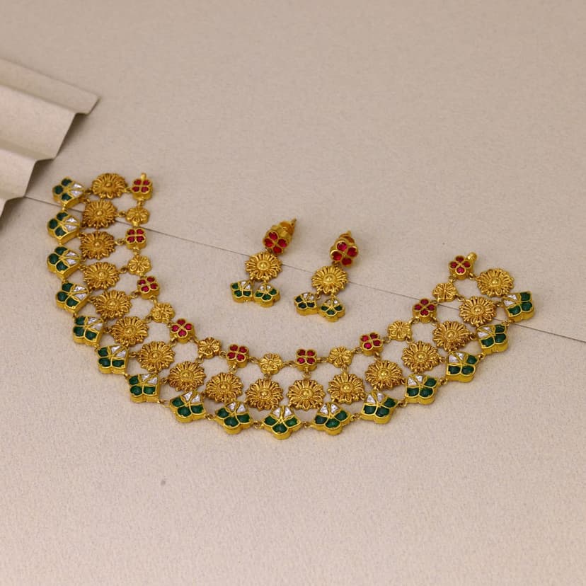 Svarnaphula Vinyāsa Antique Necklace 22KT