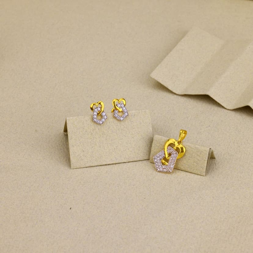 Aureline Nexus Duo Pendent Set 22KT