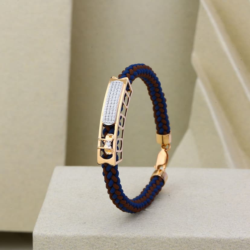 Aurivine Ember-Weave Kada 18KT