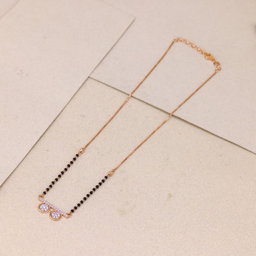 Trine Aura Mangalsutra 18KT