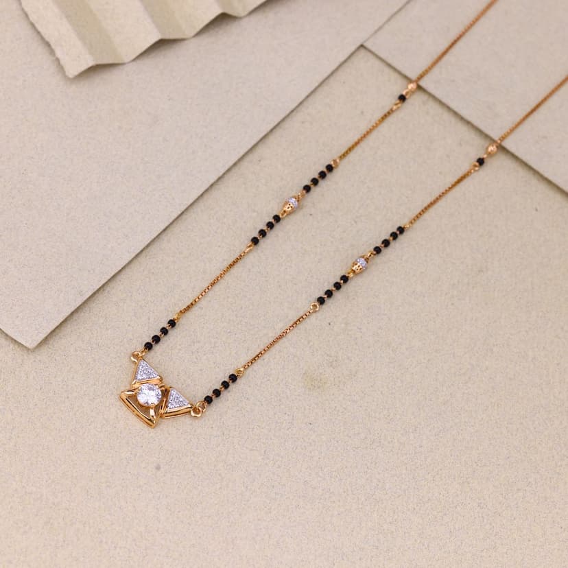 Trivara Celestia Mangalsutra 18KT