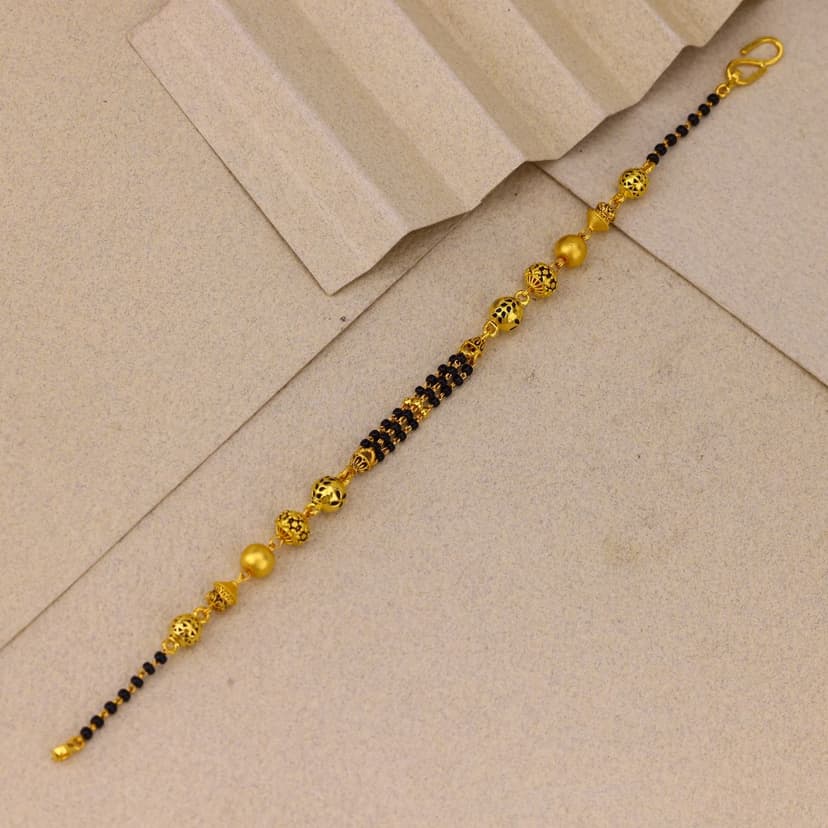 Aurevia Saanjh Mangalsutra Bracelet 22KT