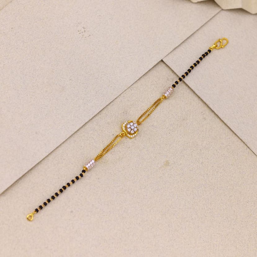 Anvitha Hridaya Mangalsutra Bracelet 22KT