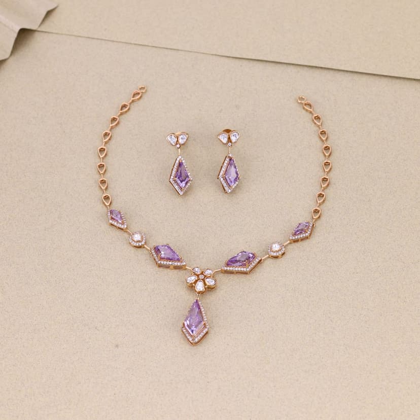 Lavendra Étoile Weave Necklace 18KT