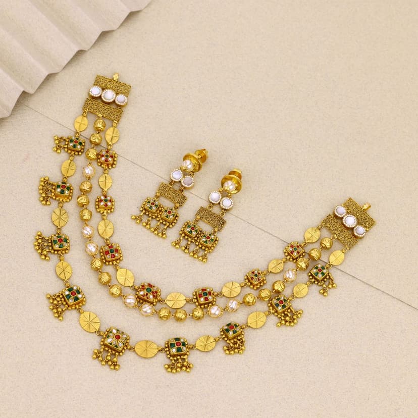 Svarnambara Navarasa Antique Necklace 22KT