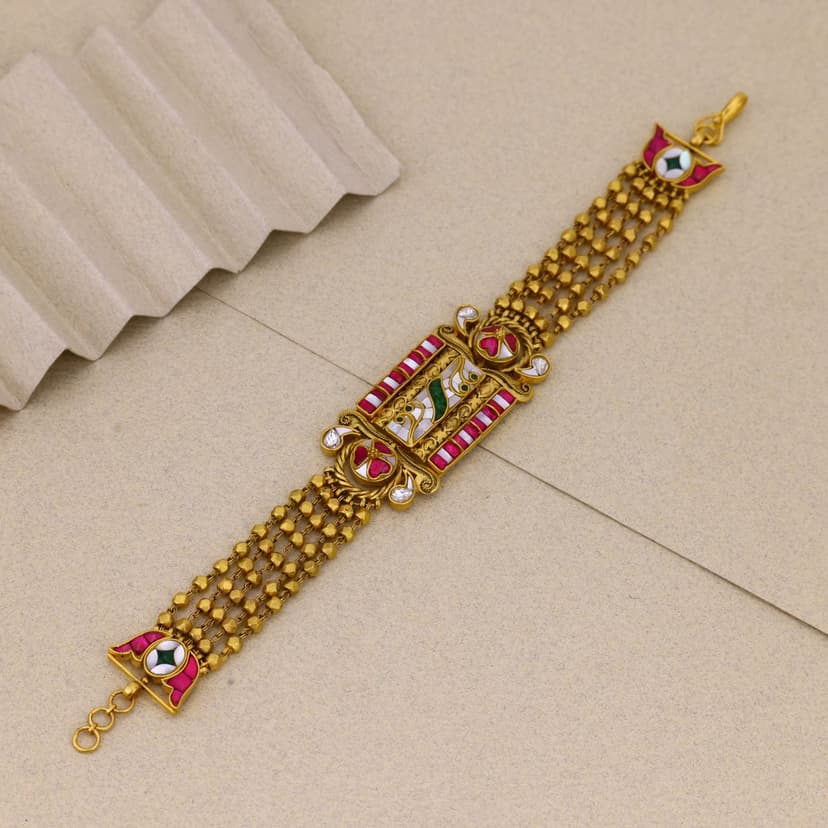 Svarnābhisheka Saubhāgya Antique Bracelet 22KT