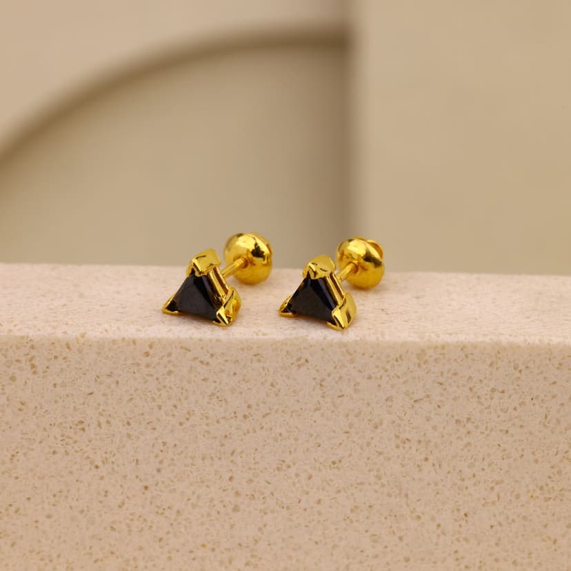 Noctyra Trigon Studs 18KT