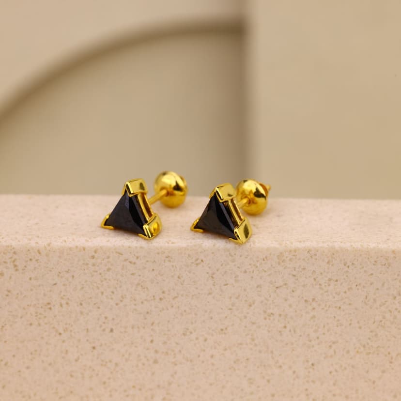 Trivex Onyx Studs 18KT