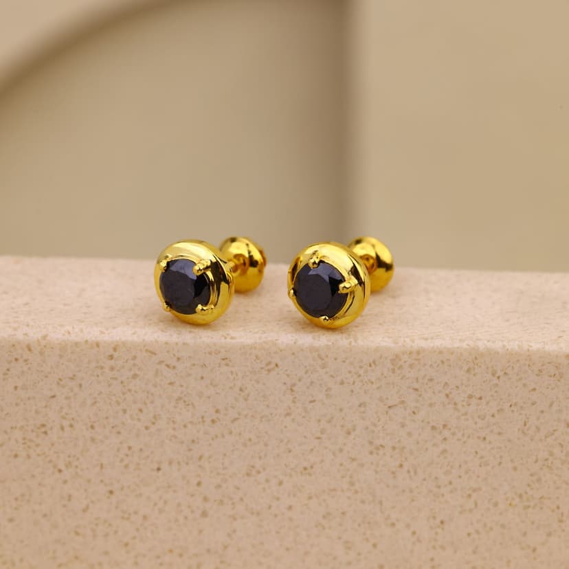 Vantheor Crest Studs 18KT