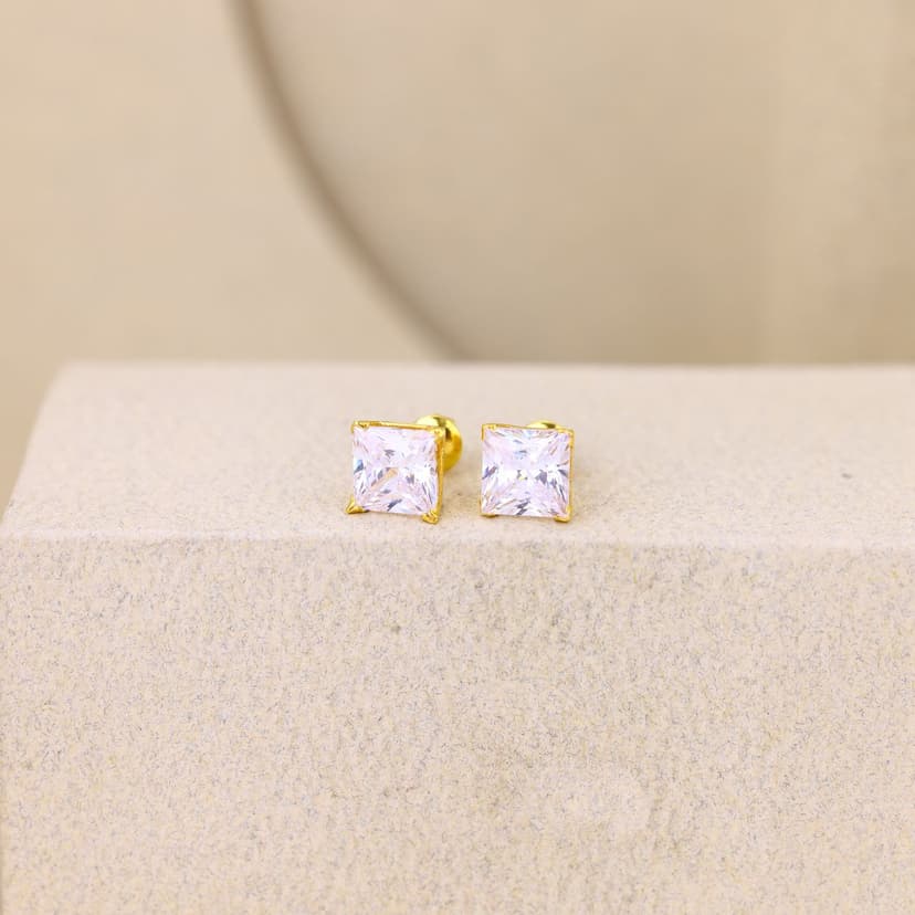 Celivra Squarelight Studs 18KT