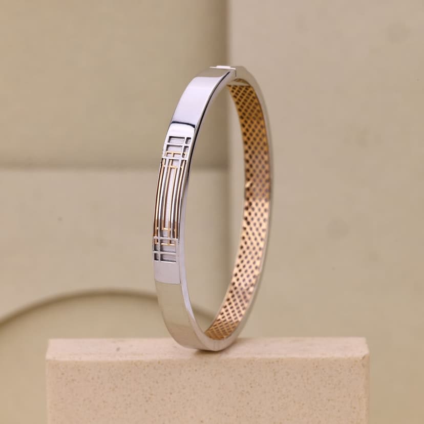 Stratiform Élan Kada 18KT
