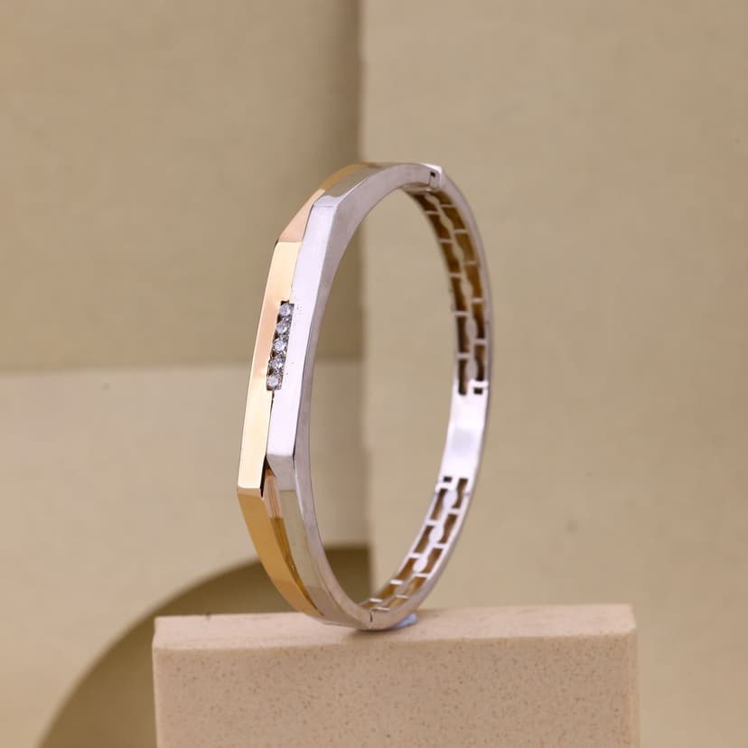 Auriven Crest Kada 18KT