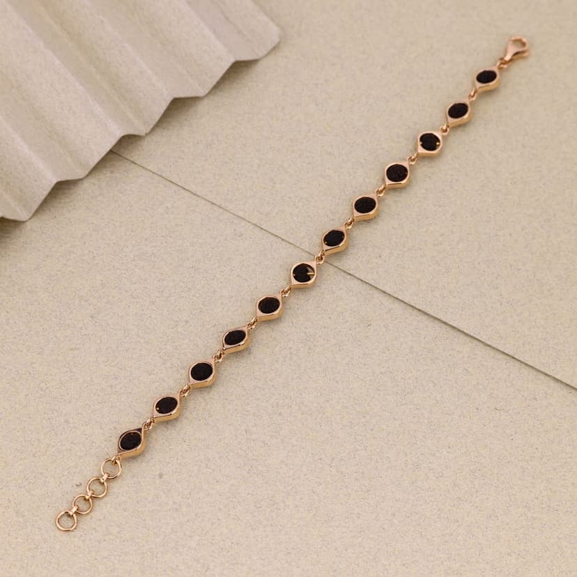 Rudrima BalaVritta Baby Bracelet 18KT
