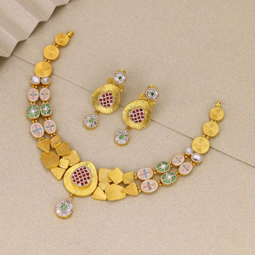 Svarnira Jalika Antique Necklace 22KT