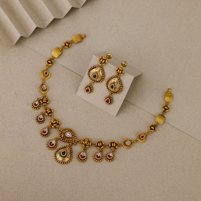 Samvrita Antique Necklace 22KT