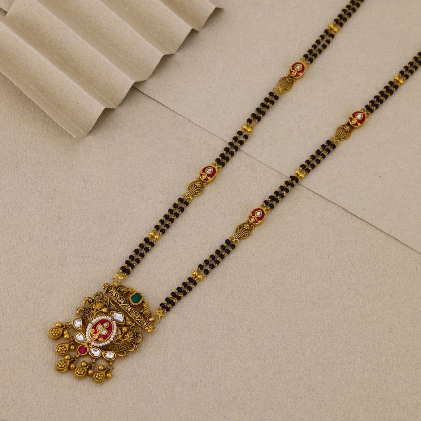 Varnakusari Heritage Mangalsutra 22KT