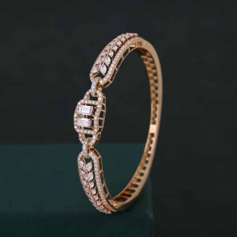 Evarinthia Lab Diamond Kada 14KT