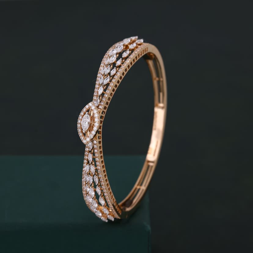 Elunessa Lab Diamond Kada 14KT