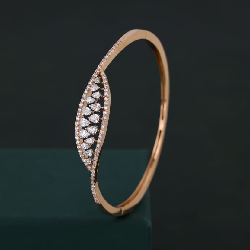 Mirevanna Lab Diamond Kada 14KT