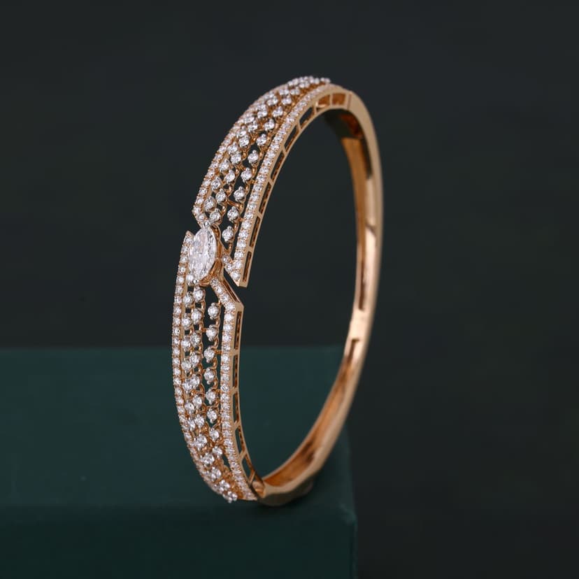Ceryssia Lab Diamond Kada 14KT