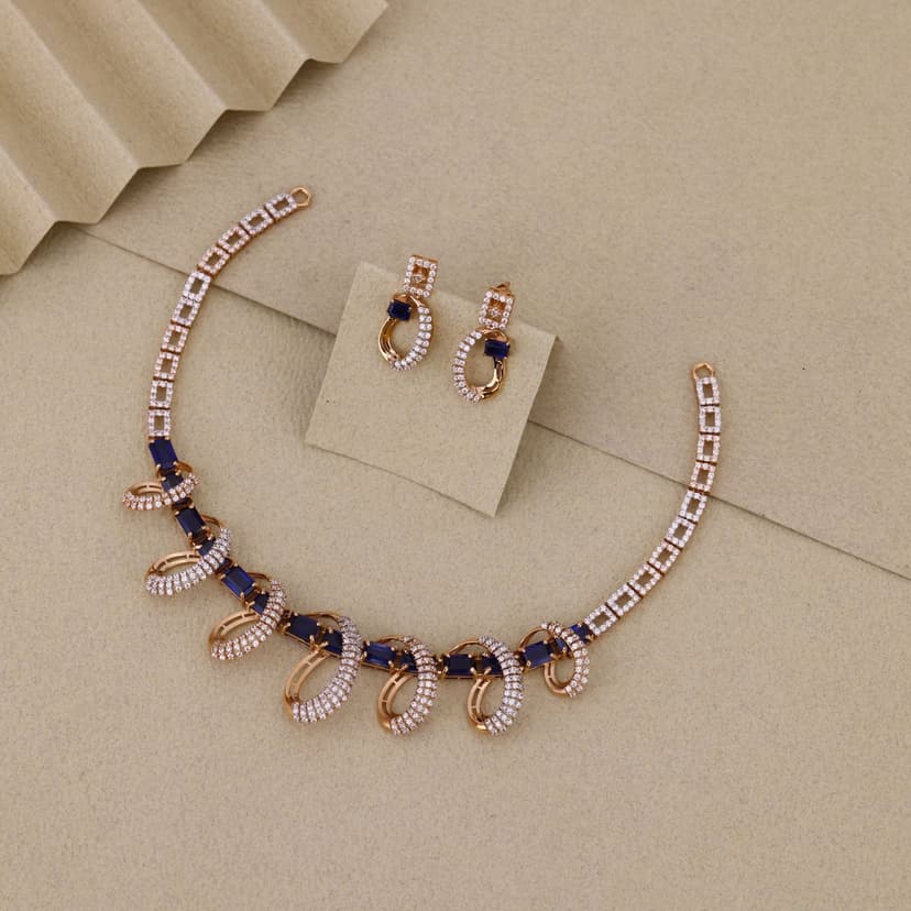 Neryzora Necklace 18KT