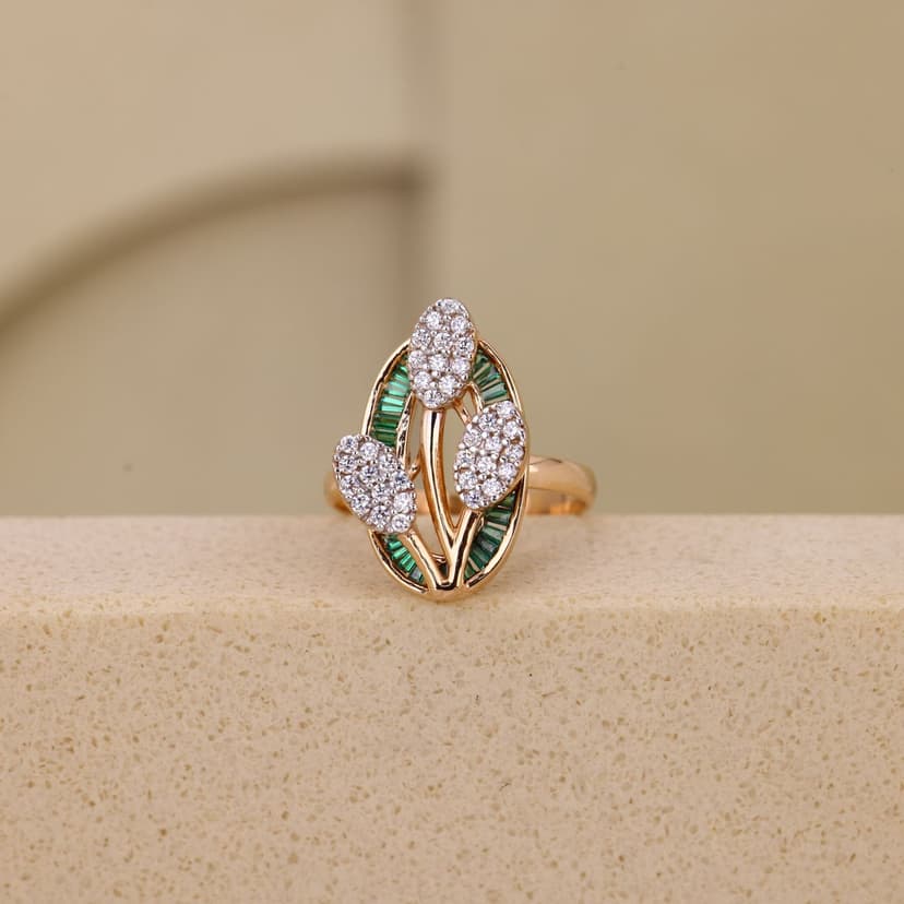 Elyzandra Ring 18KT