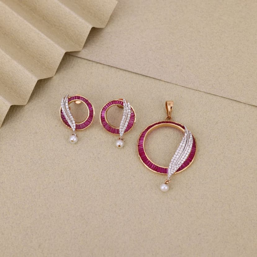 Virelithra Pendant Set 18KT