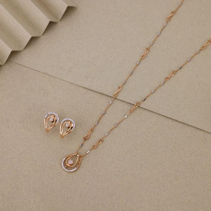 Nadovelle Chain Set 18KT