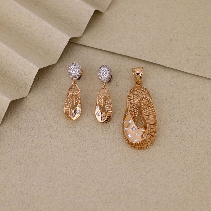 Corvessia Pendant Set 18KT