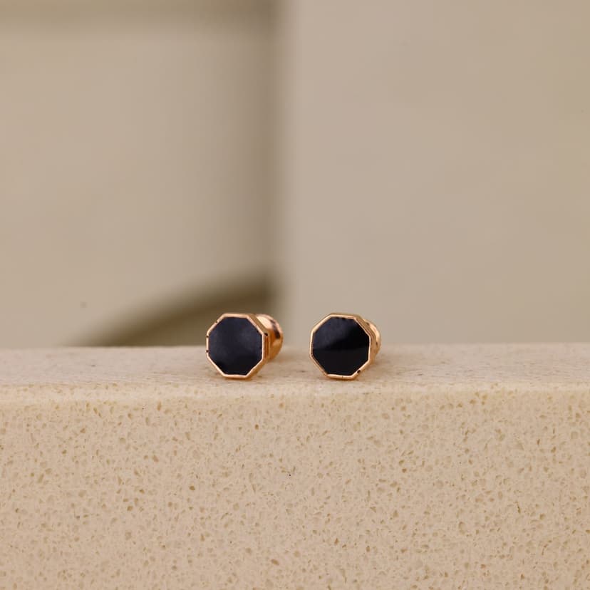Dameric Noirocta Studs 18KT