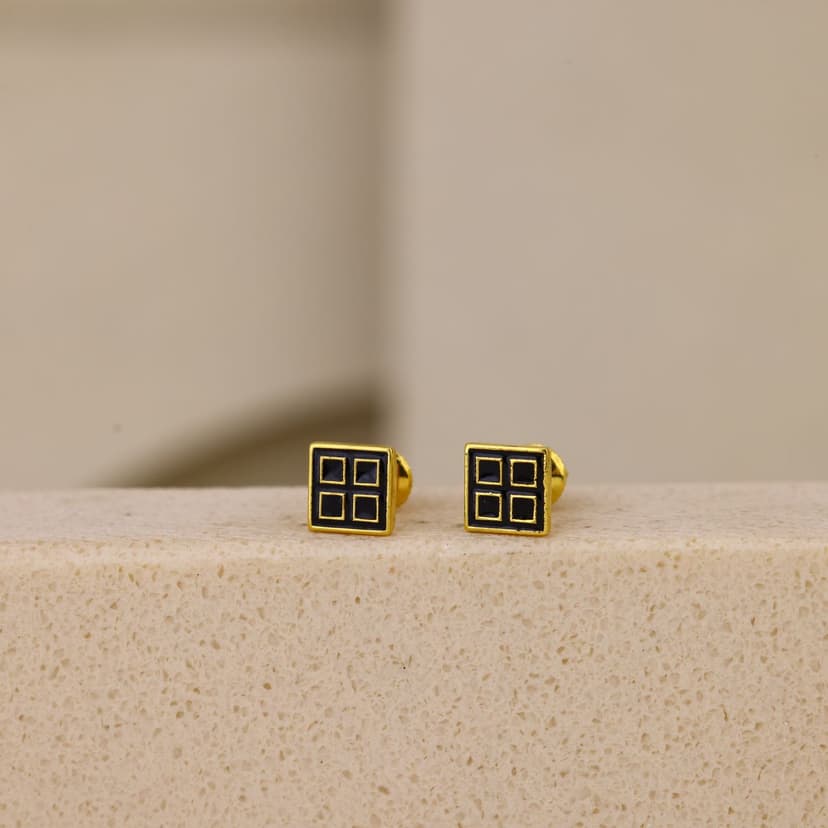 Rovandric Noirblock Studs 18KT