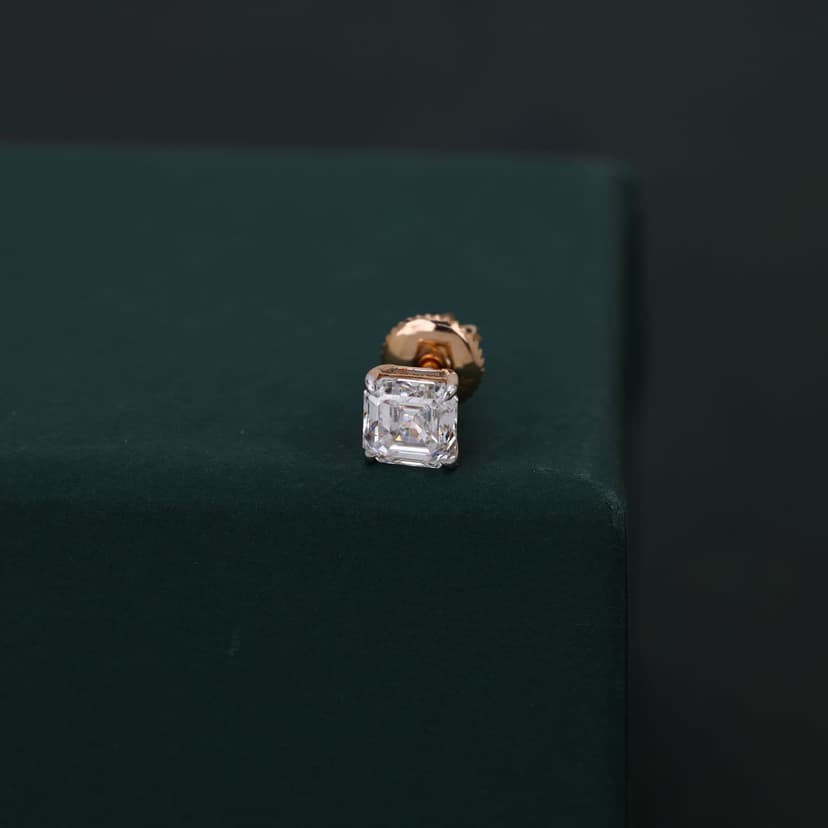 Varelyss Lab Diamond Studs 14KT