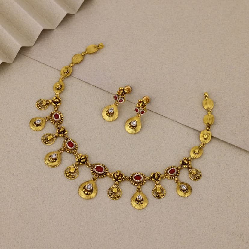 Manorika Antique Necklace 22KT