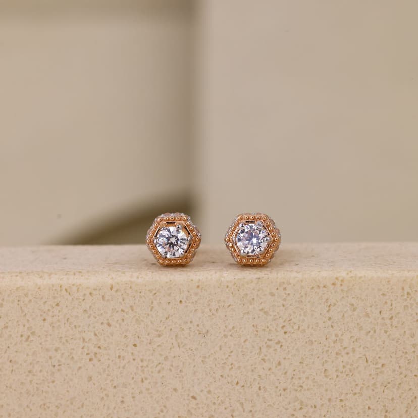 Darvenza Studs 18KT