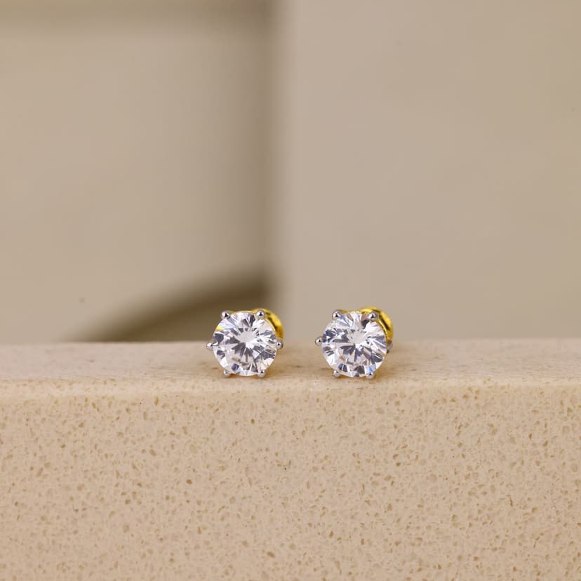 Radelin Studs 18KT
