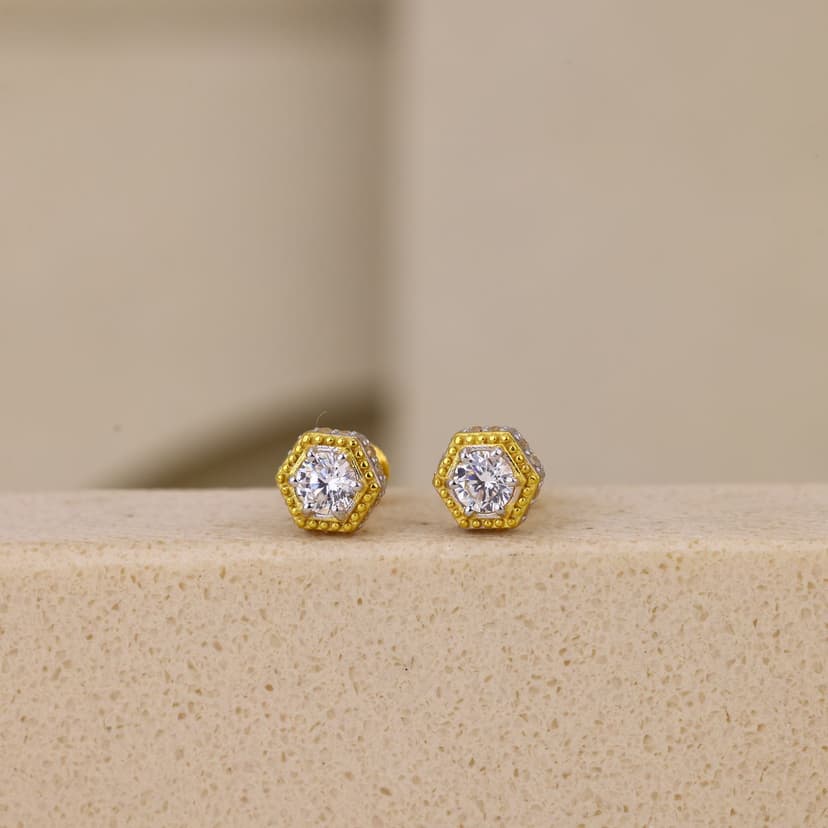 Tavrelia Studs 18KT